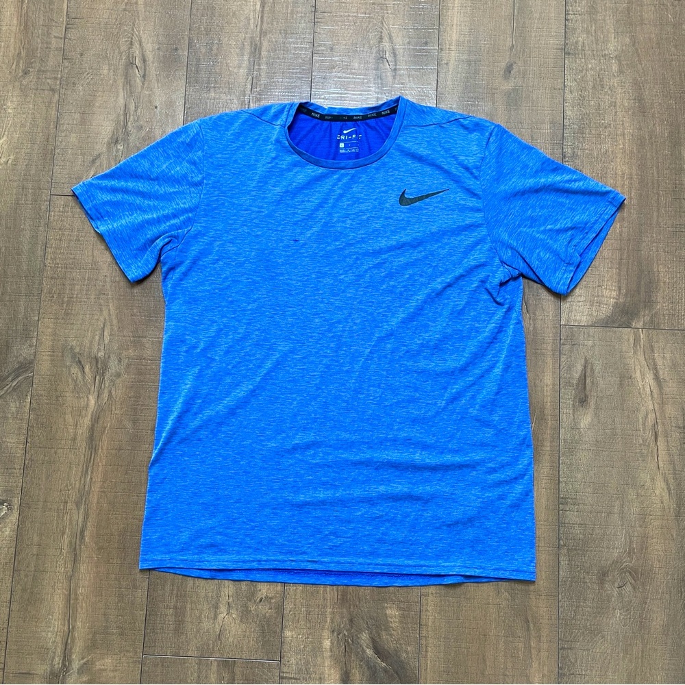 Nike Dri-Fit Athletic Sport Gym Light Breathable Workout T-Shirt Size Large Mens